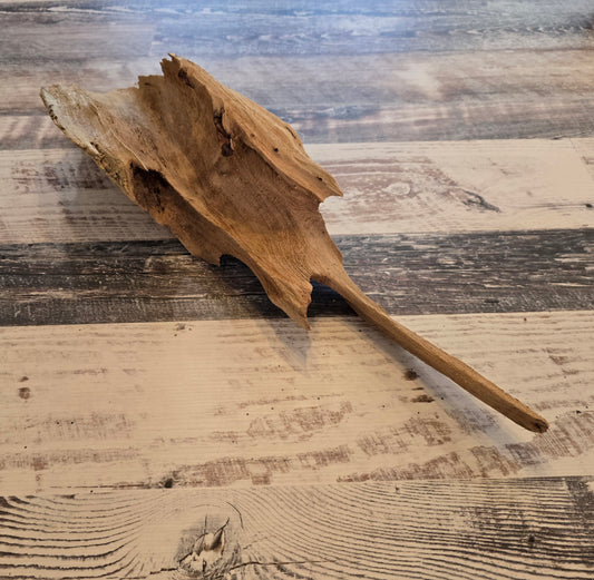 25.5 inches long 7.5 inches tall 6 inches wide #1002