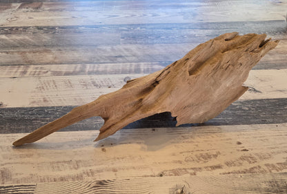 25.5 inches long 7.5 inches tall 6 inches wide #1002