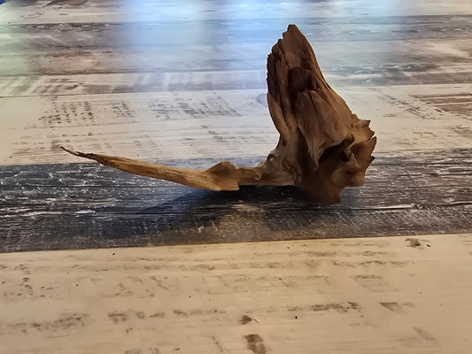 9.5 inches long 4.75 inches tall 3 inches wide #1005