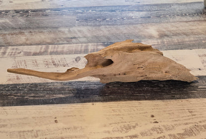25.5 inches long 7.5 inches tall 6 inches wide #1002