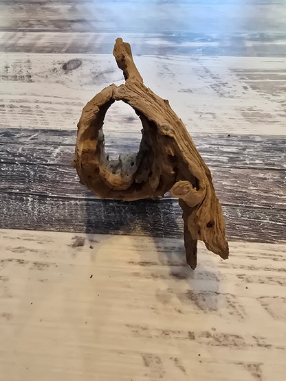 6.25 inches long 2.75 inches tall 2.75 inches wide #1004