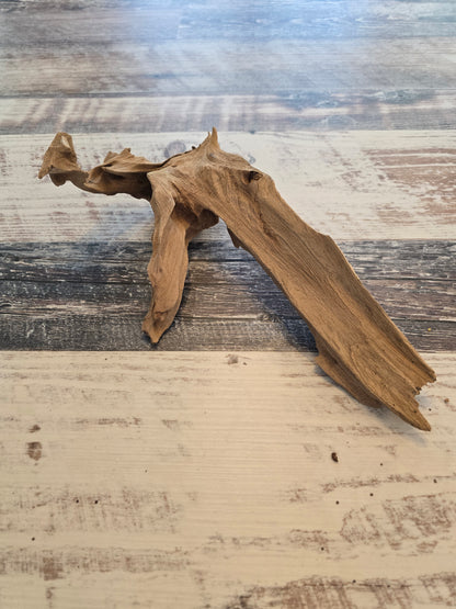 12 inches long 3.25 inches tall 7 inches wide #1007